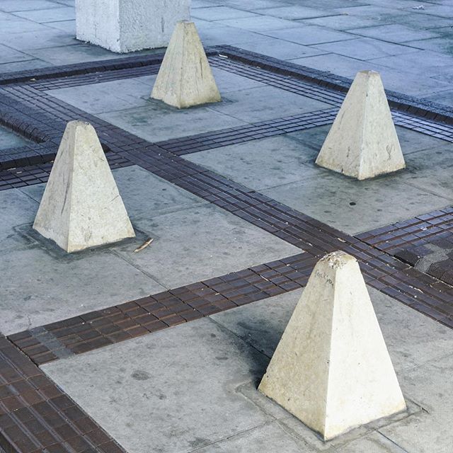 Monuments to Fallen Illuminati #flaneurism